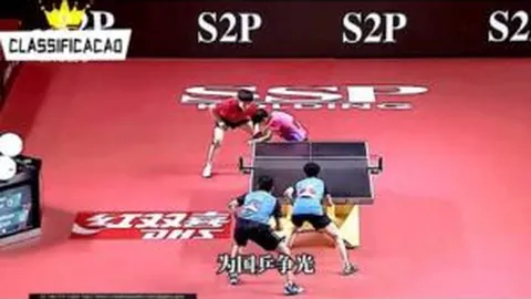 《海量RTX 5090显卡涌向我国市场！一墙之隔尽是显卡王者》